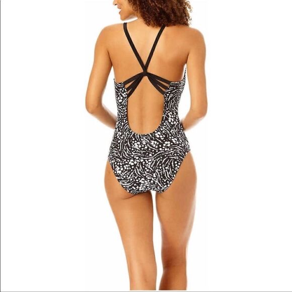 Hurley Primal Wave one Piece swimsuit black and white print size medium NWT - Picture 3 of 3